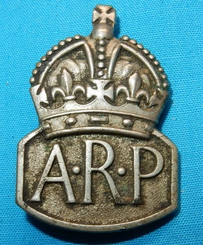 WW2 ARP HOME GUARD AIR RAID PRECAUTIONS LAPEL BADGE By JR GAUNT WORLD WAR II