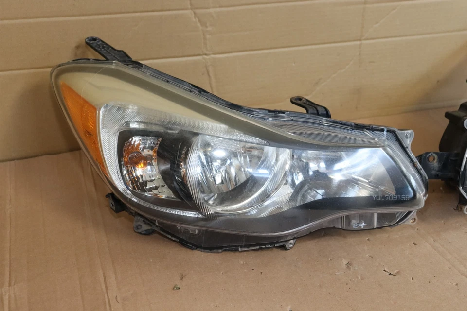2012-2014 Subaru Impreza /2013-2015 XV Crosstrek oem Front Headlights Pair LH RH - Image 3 of 4