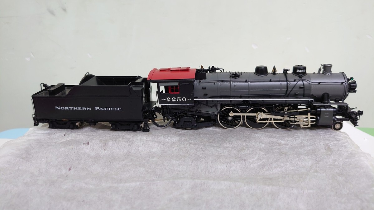 W&R Brass Northern Pacific Class Q-6 4-6-2 (Version II W&R Brass Northern Pacific Class Q-6 4-6-2 (Version II