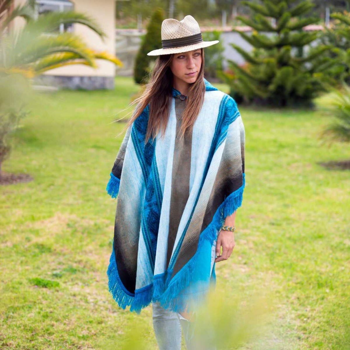 LIGHT BABY ALPACA WOOL HOODED PONCHO FRINGE UNISEX HANDMADE | eBay
