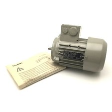 Siemens 1LA7070-6AA12 3-Phase AC Motor 230-400/460VAC 50/60Hz, 0.18/0.21kW, IP55