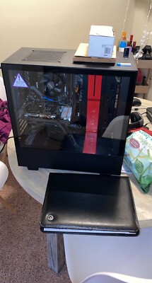 used gaming pc desktop w/ Monitor