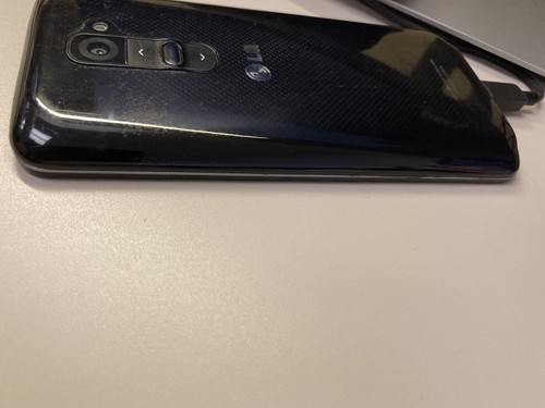 LG LS980 G2 Sprint Cell Phone (Unknown Carrier, Touch Screen Non-functioning) - Picture 6 of 8