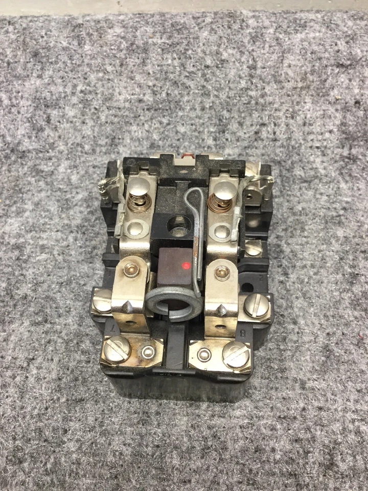 Potter Brumfield Dover Elevator Relay 2PDT 12 VDC Coil P/N 112635  - Image 2 of 4