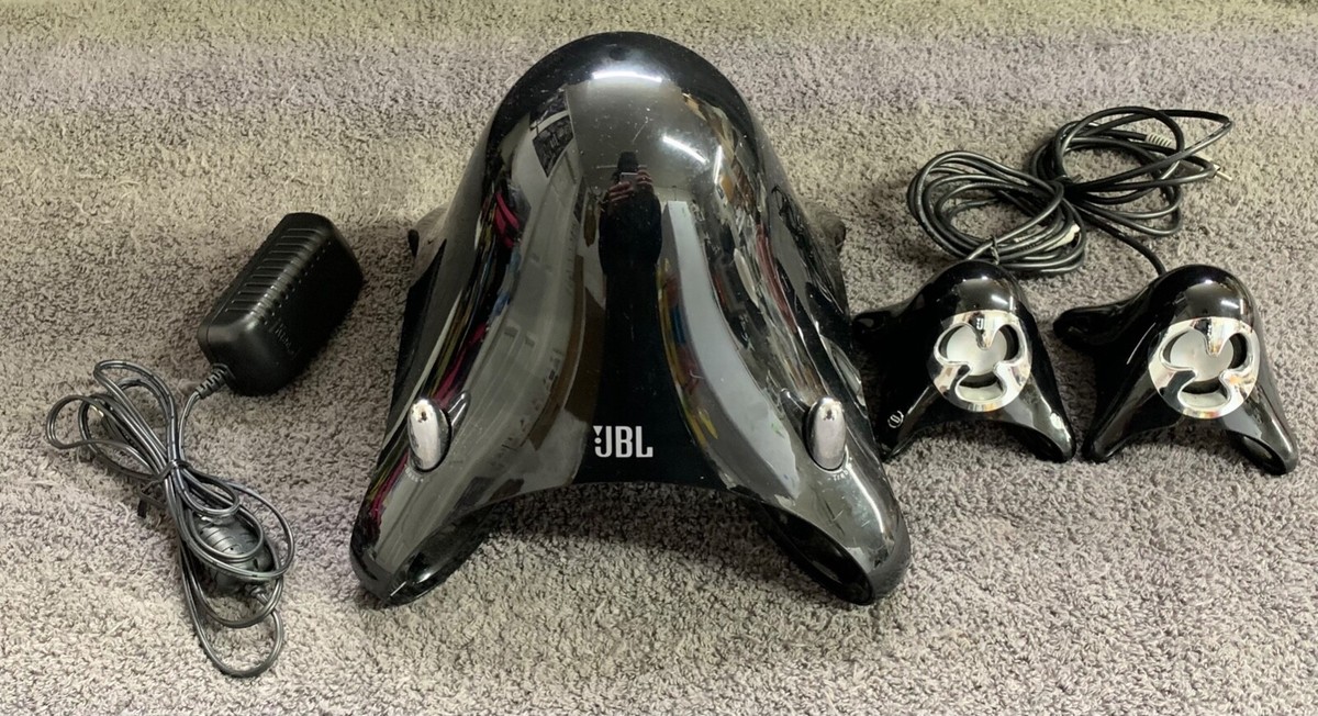 JBL Creature III Self-Powered Multimedia Satellite and Subwoofer System  Pieces