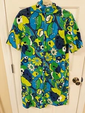 Vintage MOD Flower Power Green Blue House Dress Coat Robe Floral Size Large
