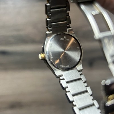 Vintage BULOVA Women display picture 2