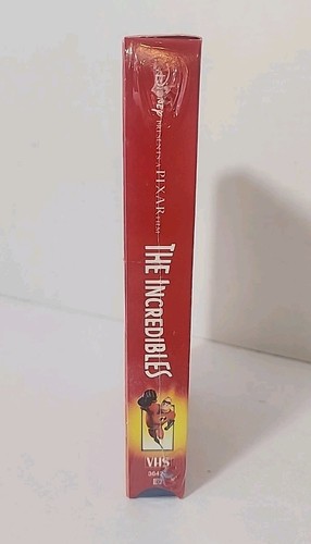 Rare Disney Pixar's The Incredibles 2005 VHS Tape (Sealed) - Picture 4 of 6