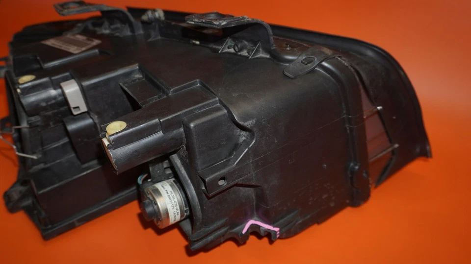 FARO CONDUCTOR IZQUIERDO AUDI S4 2004 2005 XENON 8E0941029AC OEM Foto 3 de 4