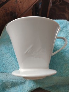 Filtre à Café En Porcelaine 1x4 – Blanc, Passe-lavable, 11,5×13 Cm, 1 Trou