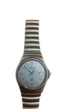 SEIKO SQ 100 Water Resistant