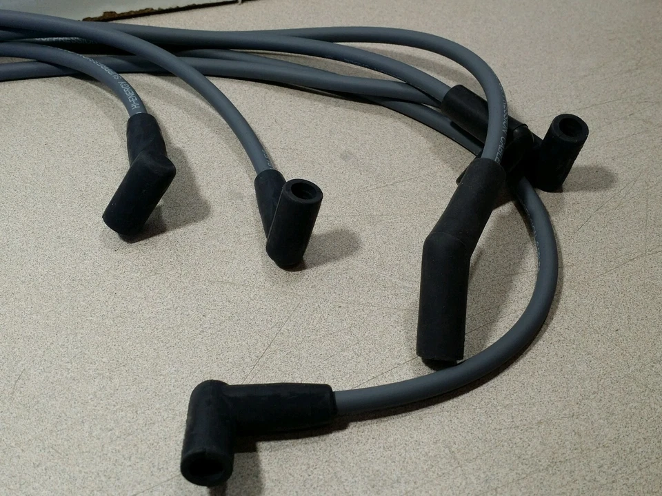 Juego de cables de bujías Federal Parts 2914, se adapta a vehículos enumerados en la tabla a continuación Foto 4 de 4