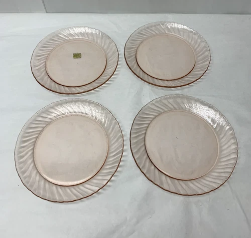 Arcoroc Plates 7 3/4” France Rosaline Pink Swirl Depression Glass Set of 4