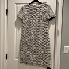 Calvin Klein Dress Women 10 Black White Print Textured Knit Short Sleeve Unlined