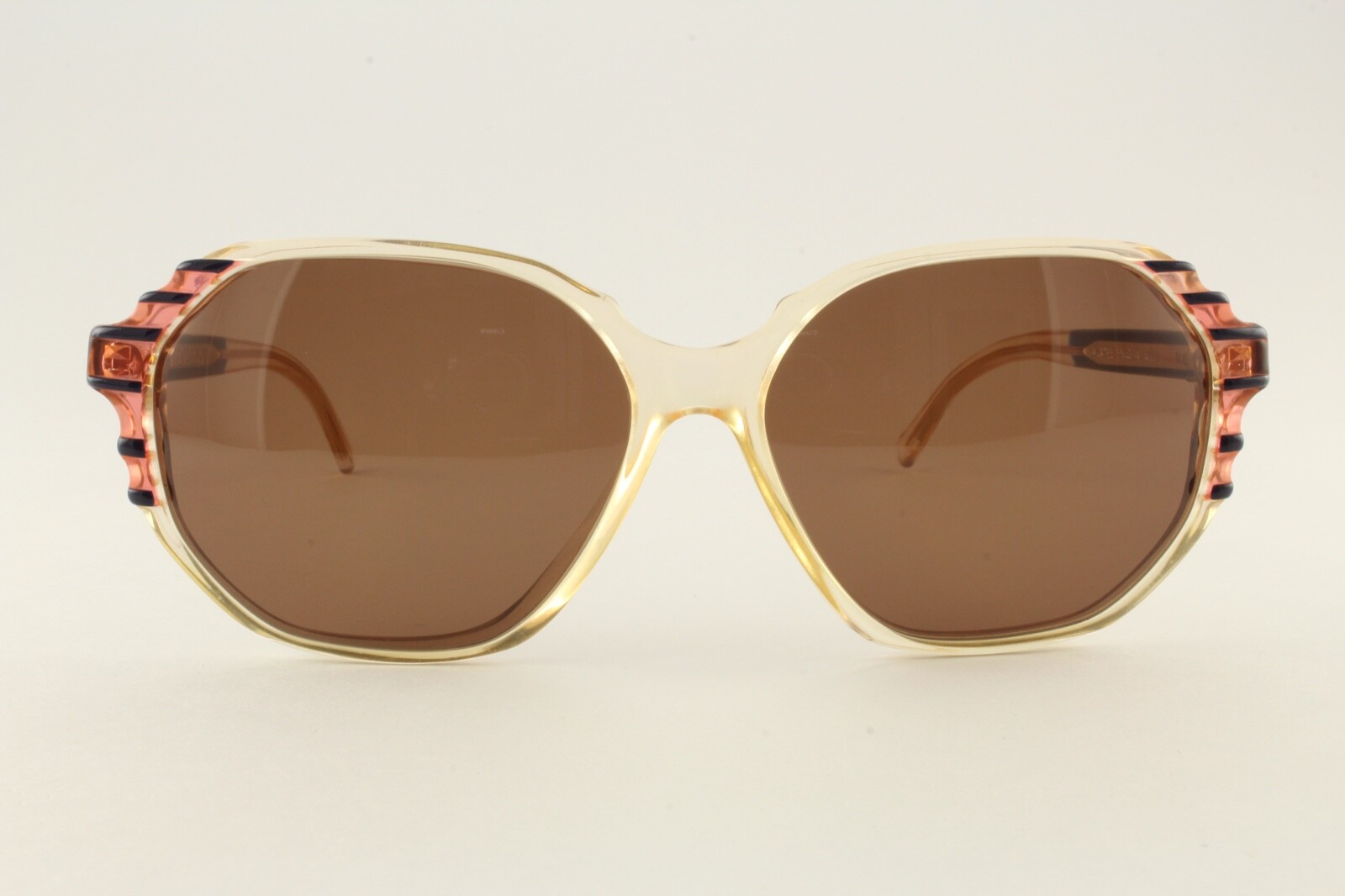 Occhiali da sole vintage autentici Yves Saint Laurent Galatee beige chiaro marrone 58 mm