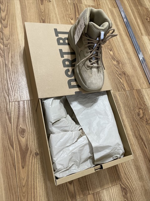 yeezy boots size 9