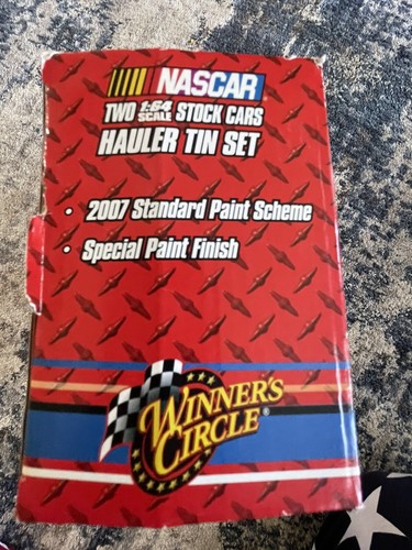 JEFF GORDON WINNER'S CIRCLE 2007 NASCAR STOCK CAR #24 DIE CAST, HAULER TIN SET - Picture 6 of 10