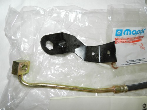 NEW MOPAR Brake hose Package With Washers & Bracket Right front C3940466 - Picture 2 of 5