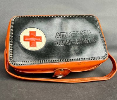 Retro Sanitätskiste Sowjetzeit Erste Hilfe Set Sowjetisches Auto URAL Kraz UAZ GAZ UDSSR 