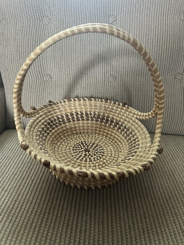 Charleston SC Sweet grass sea Basket Gullah Folk Art triple handle love knots