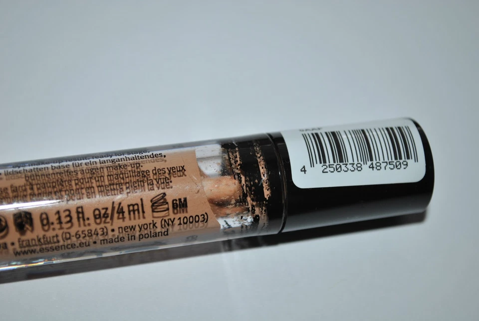 Essence I Love Stage Eyeshadow Base 0.13 fl oz (Pack of 1) - Image 3 of 4