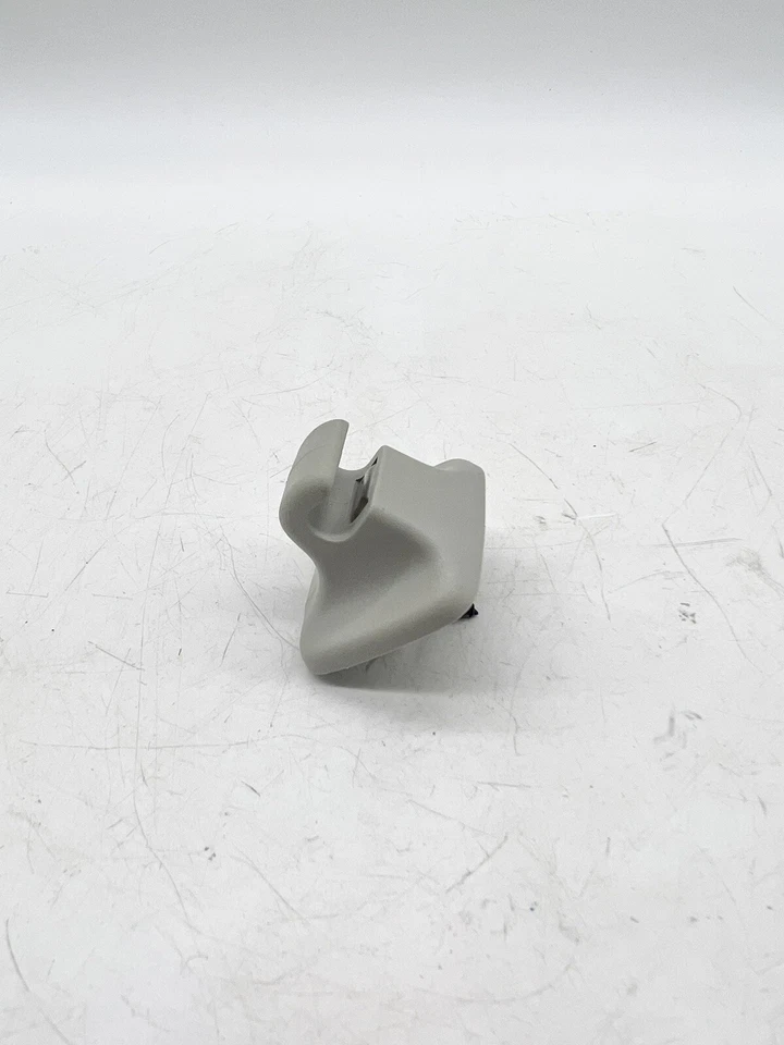 2009-2012 Volkswagen CC Sun Visor Clip Bracket Gray (1pc) OEM 1K0857561B - Image 2 of 4