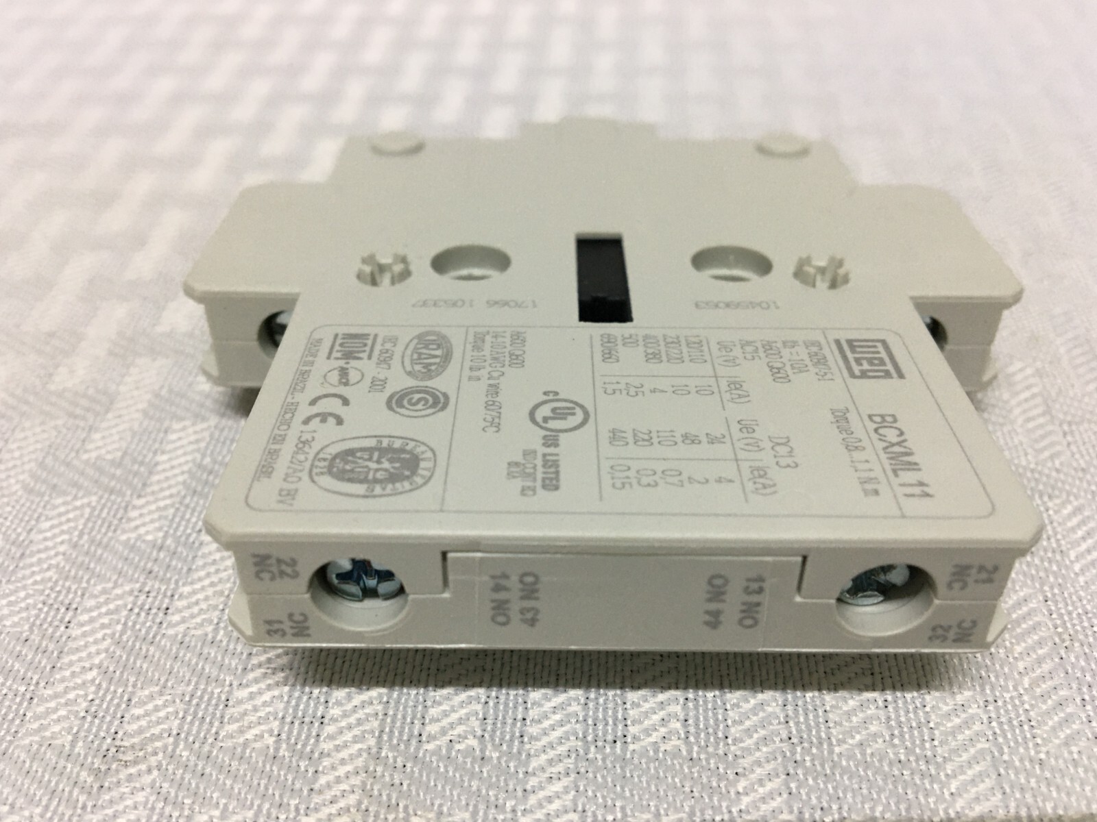 New! (Lot of 2) WEG BCXML11 Auxiliary Contact (#50061)