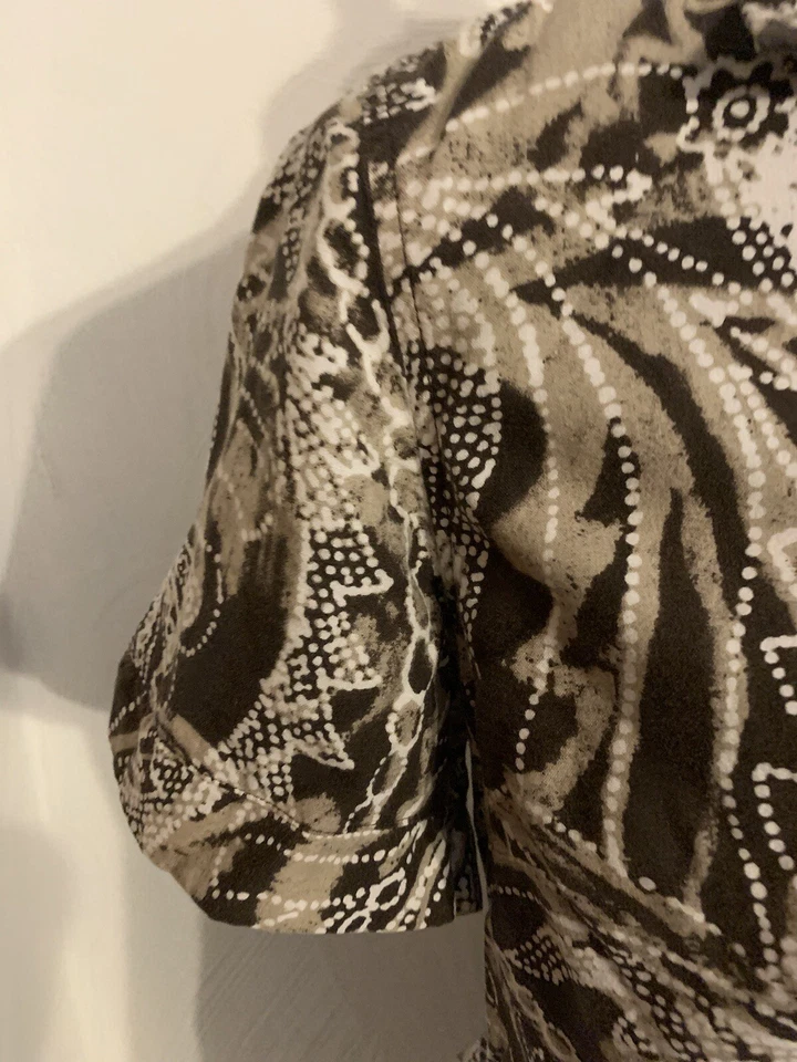 Blusa Top Coral Bay Mujer Manga Corta Marrón Grande Usada en Excelente Condición Foto 3 de 4