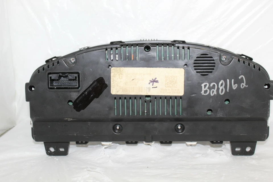 Cuadro de instrumentos velocímetro indicadores del panel de instrumentos Ford Edge 2012 65.028 millas Foto 4 de 4