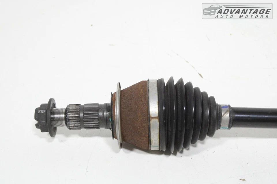 Chevrolet Trax 2024 tracción delantera derecha pasajero eje medio eje OEM Foto 3 de 4