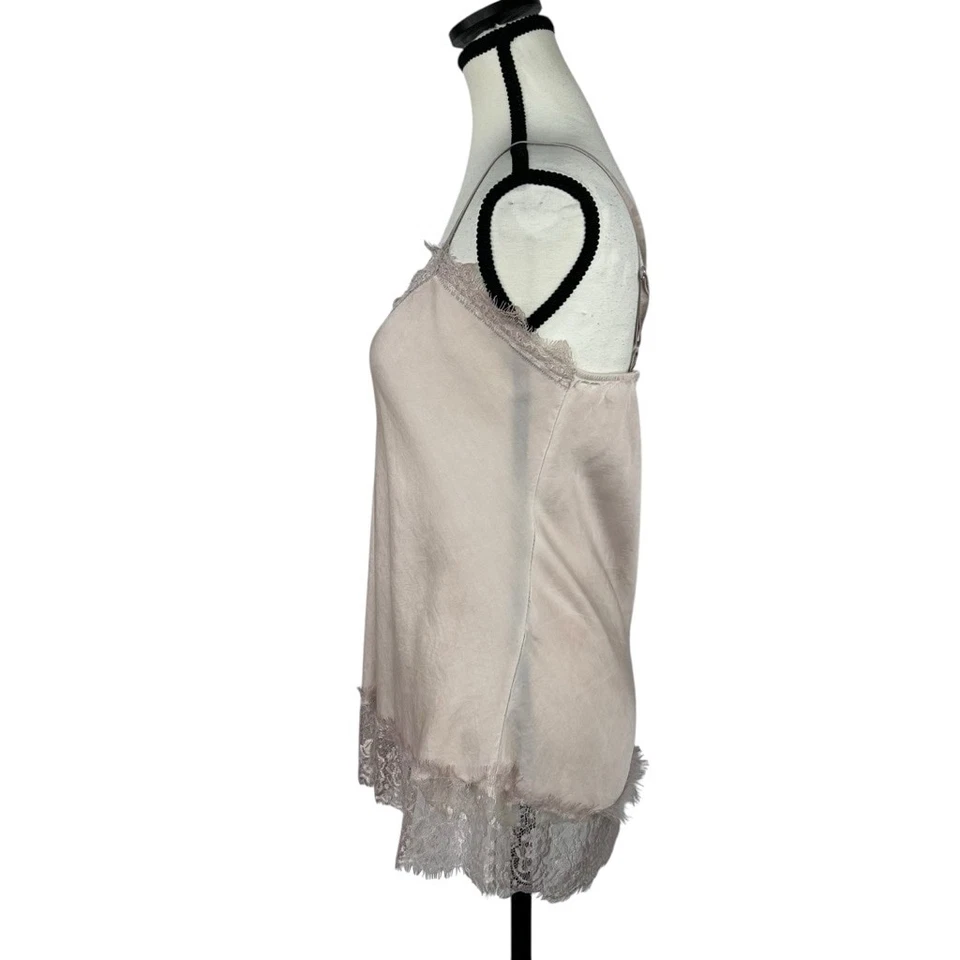 Top Camisola con ribete de encaje XS Rosa Cami Tanque Romántico Coqueta Suave Niña Ropa de estar Foto 3 de 4