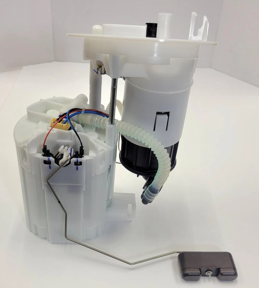 Módulo de bomba de combustible Bosch 66155 para Audi A5 Quattro S5 A4 Quattro A5 S4 A4 08-12 Foto 2 de 4