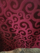 Cranberry Colored Swirl Design Tablecloth 5 Napkins 56"x82" Cotton/Poly