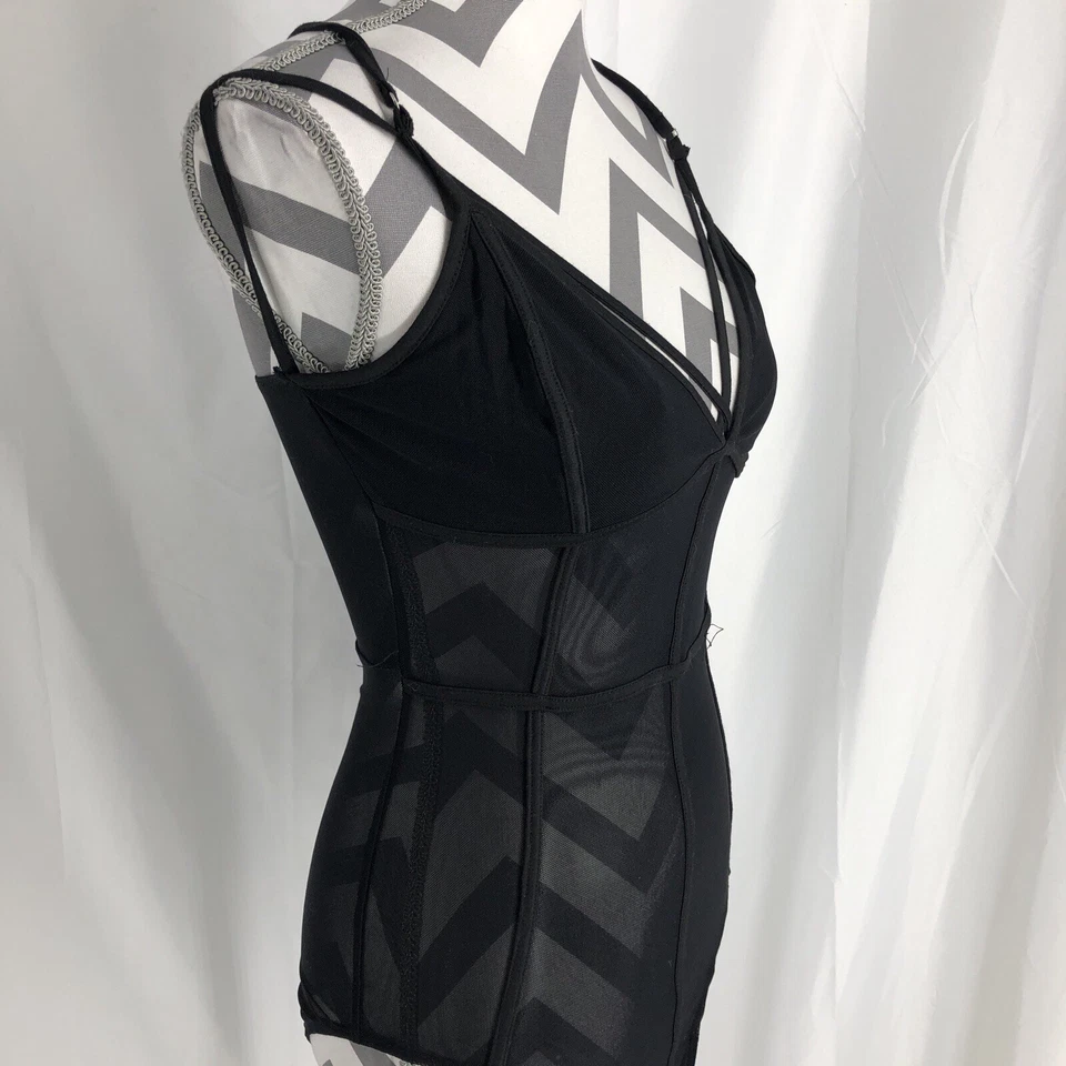 Body negro transparente mediano Material Girl para mujer Foto 2 de 4