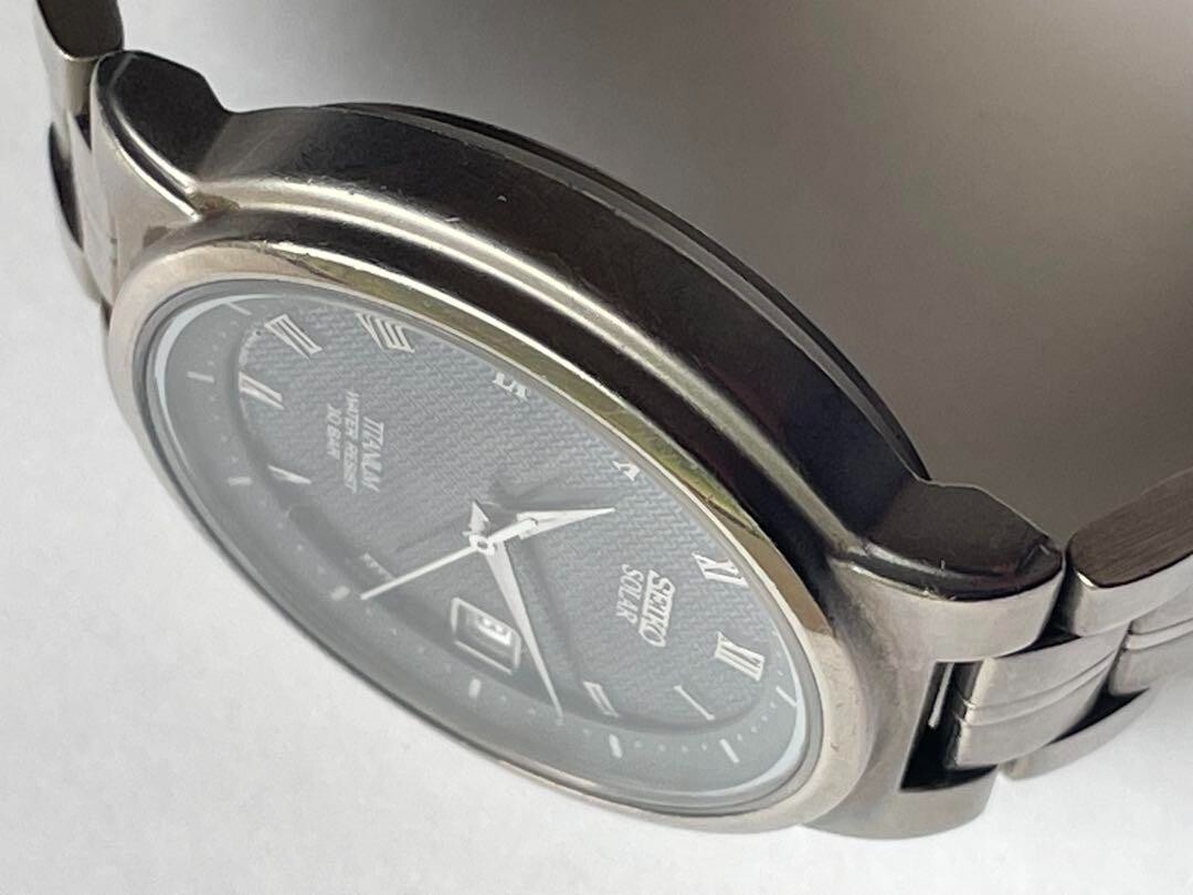 SEIKO Titanium Solar 5K22-0A20 Black Dial Date Watch 34mm