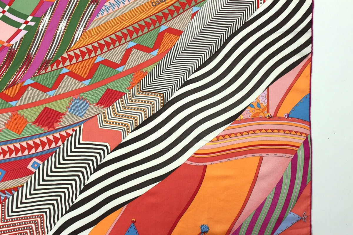 Magnifique foulard vintage Hermès 