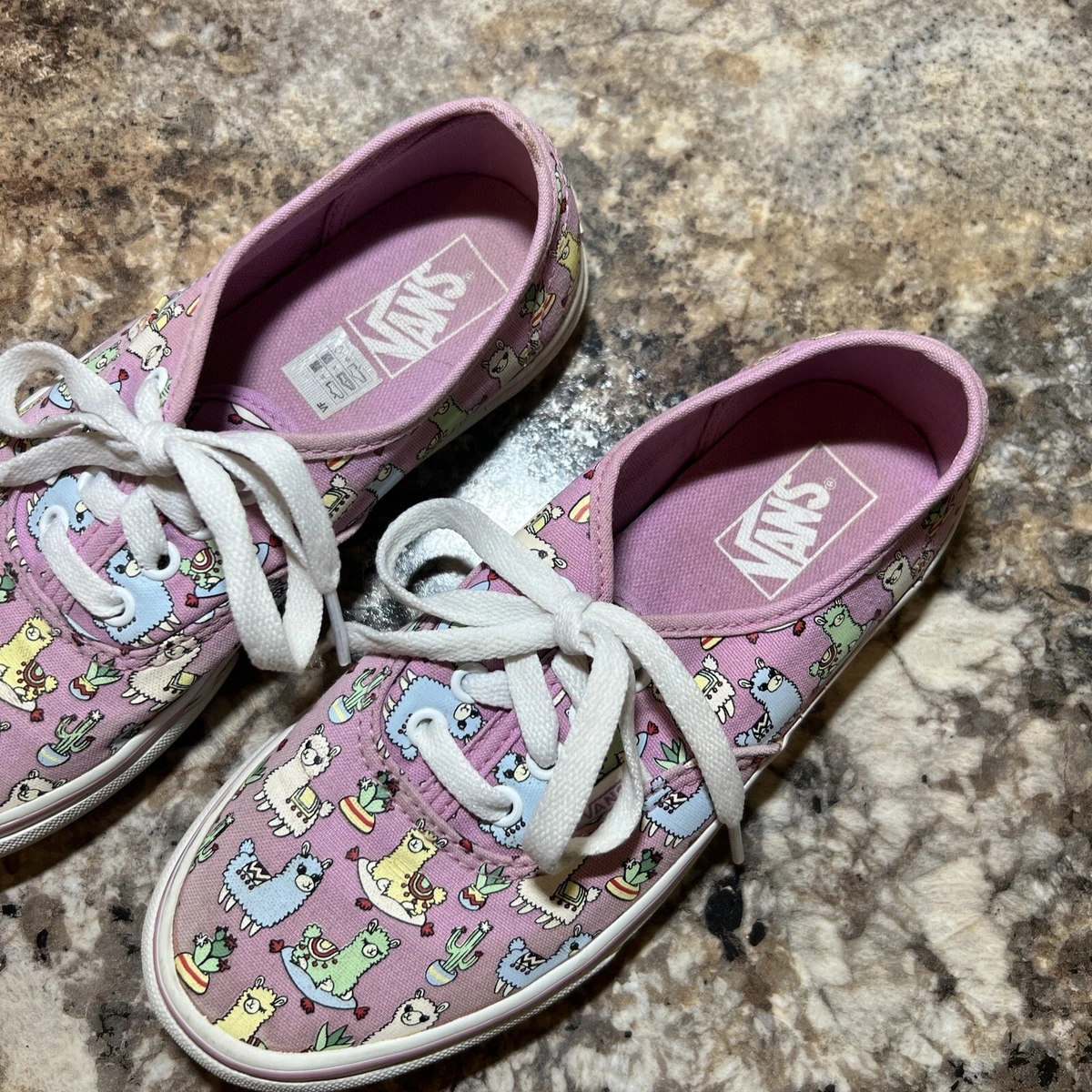 Size 3 top vans authentic