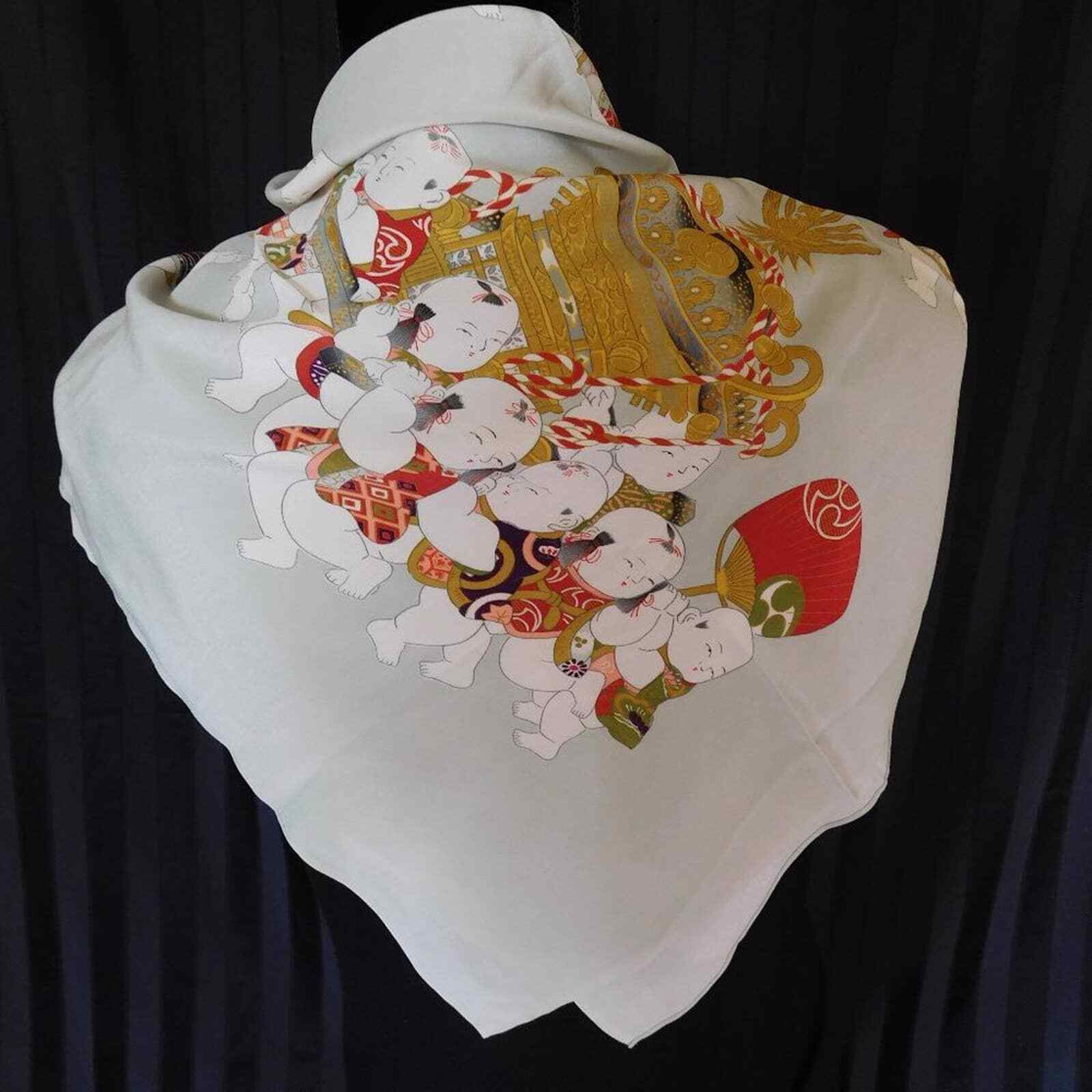 VINTAGE JAPANESE PRINT SILK SCARF - Gem