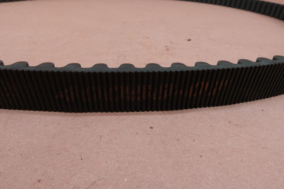 2000-2011 Harley Davidson Heritage Softail FLSTC Rear Main Drive Belt - Image 2 of 4