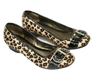 bandolino leopard flats