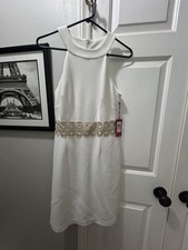 Cute and Elegant $138 Women's Vince Camuto White Dress Size 6-NWT
