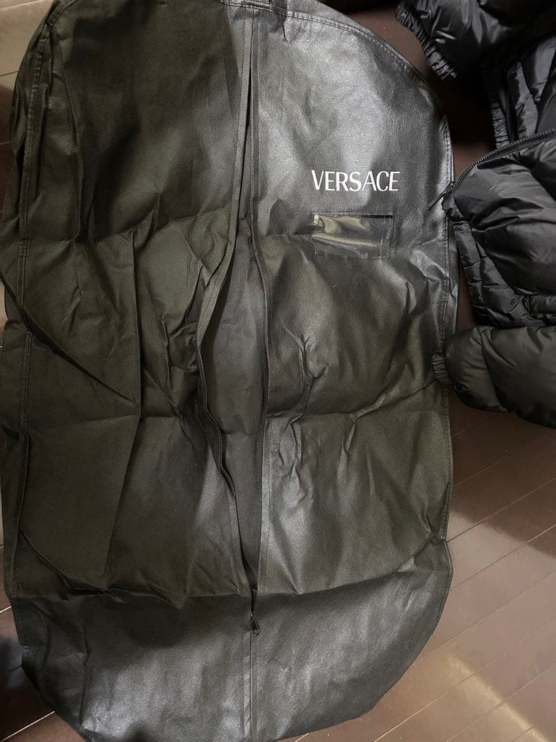 VERSACE Baroque pattern reversible down jacket 50 - image 7