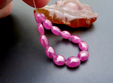 GORGEOUS MADAGASCAR RUBY BEADS NEW SMOOTH OVALS - PINK RED 24.10cts - AAAA