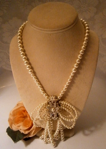 Miriam Haskell Gold Tone Crystal Flowers Faux Pearl Bows Beaded Necklace Rare
