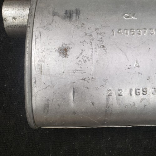 GM 14063795 Exhaust Mufflers Set of 2 '85-'90 C20 C30 G30 K20 C2500 C3500 NOS! - Picture 14 of 17