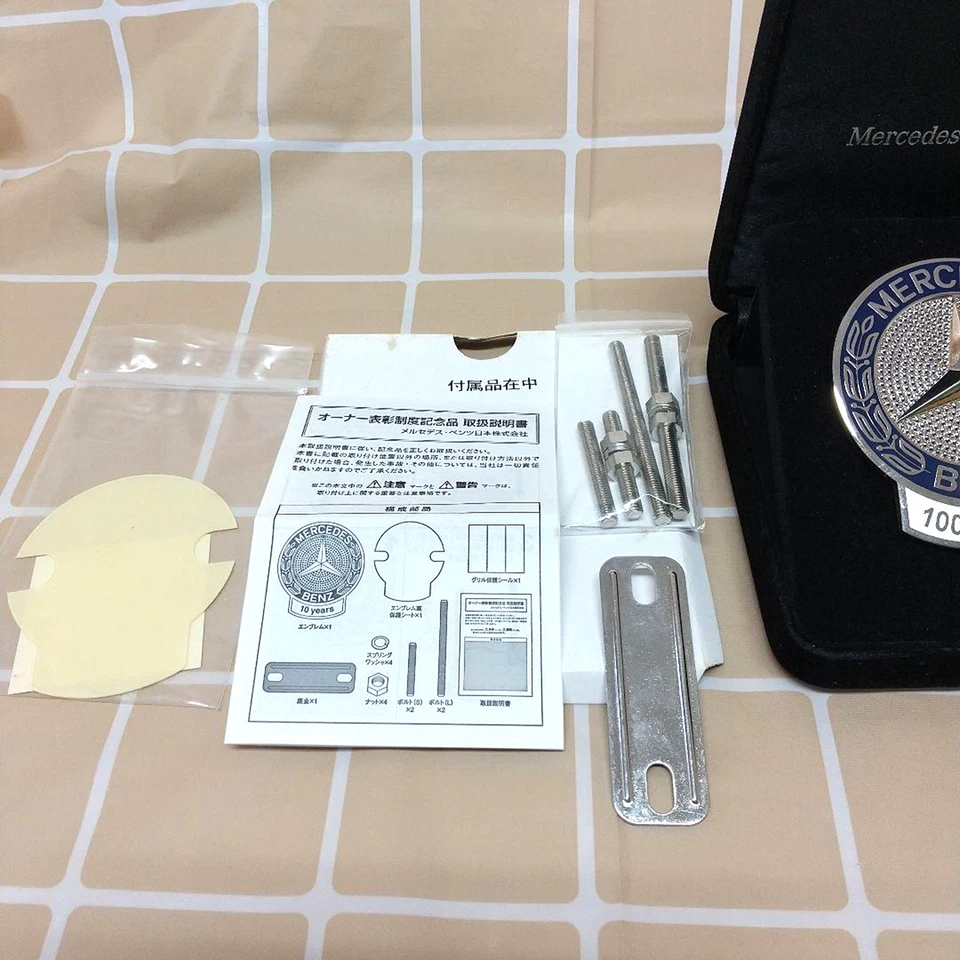 Rare Mercedes-Benz 100000km Commemorative Owner Limited Emblem Batch Japan - Image 3 of 4