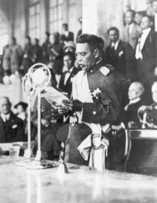 Maximiliano Hernandez Martinez Inaugural Address El Salvador Old Photo