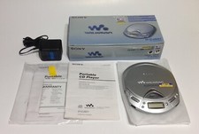 Sony Walkman MP3 CD Player  D-CJ501/S With Original Box Power  Instructions