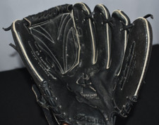 Mizuno Finch GPP-1203D4 12" Right Hand Throw Black Leather Glove
