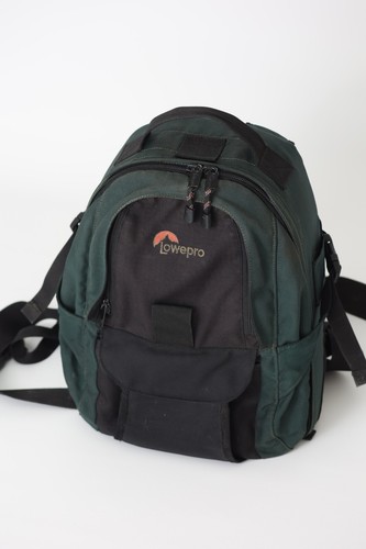 Lowepro Mini Trekker AW Camera Traveller Back Pack With Dividers - Picture 2 of 10